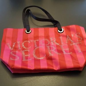 🎁2/$25    "Satin" VS black Friday tote